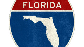 Седем души загинаха при зверска катастрофа във Флорида съобщава АП