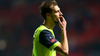 Хъдърсфийлд е поредният тим от Висшата лига който приключи прекалено