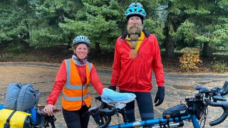 Карането на колело е една от приятните физически активности Особено