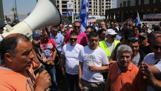 Гневни гръцки пенсионери разпръснати с лютив спрей в Атина