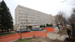 ДАНС отрича за оставка на зам.-шефа Денев