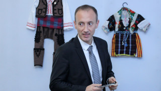 Министерството на образованието и науката работи за въвеждане на дистанционно