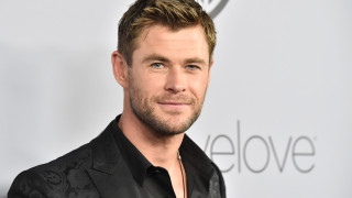 Свикнали сме да виждаме Крис Хемсуърт в ролята Тор където почти