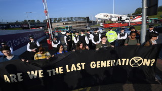Младежи активисти отведоха протестите срещу климатичните промени които се провеждат