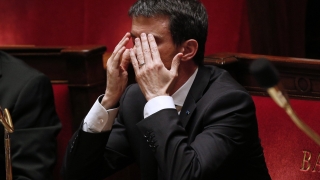 Франция критикува либералната политика на Меркел към мигрантите