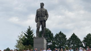 Не одобрявам рокадите в кабинета Това е опит за печелене