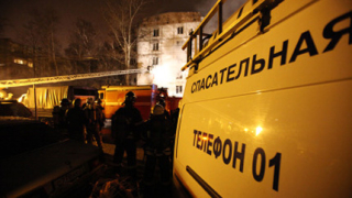 Взрив на газ разруши част от блок в Москва