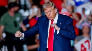 Американските прокурори поискаха в понеделник от съдия да прекрати наказателното