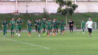 Берое поднови тренировки днес От групата липсваха контузения Ерол Алкан