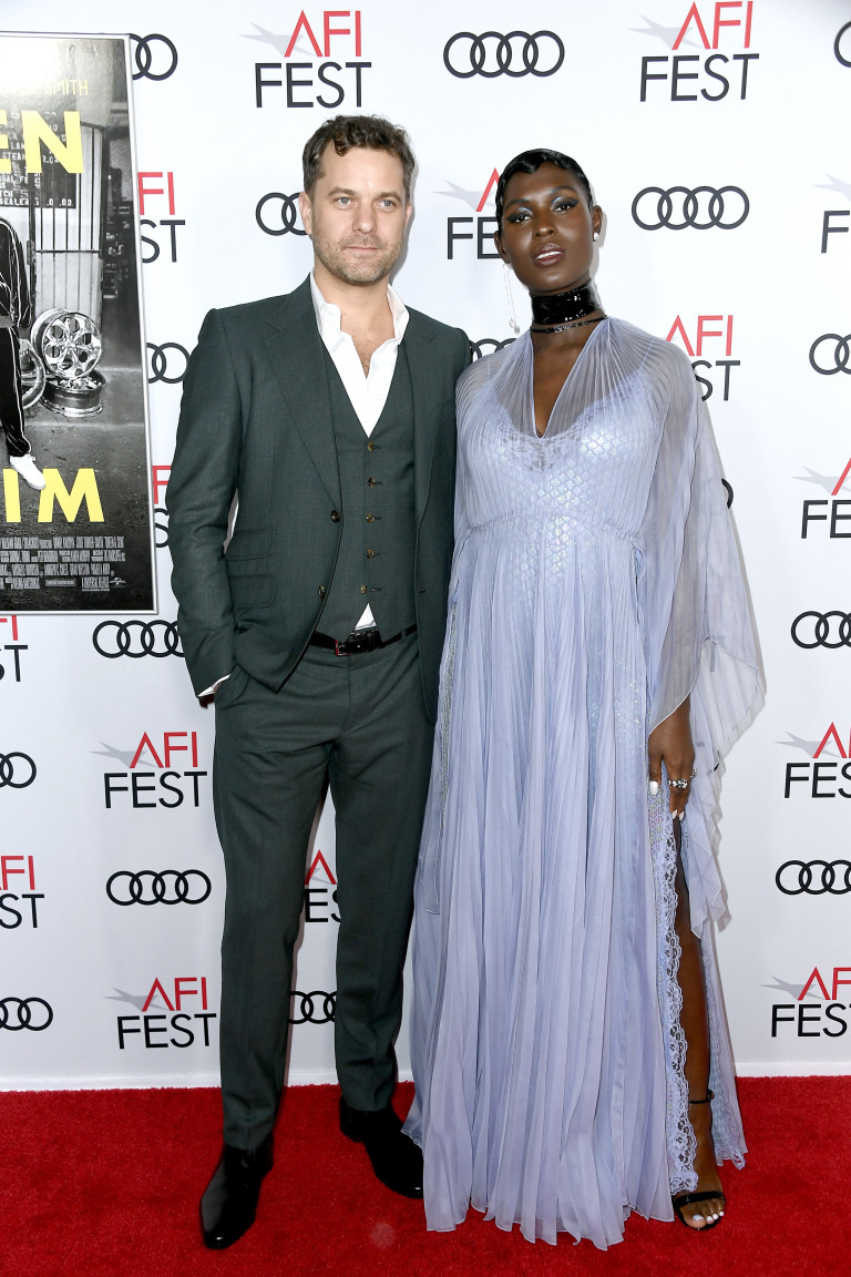 С към този момент някогашната си брачна половинка Джоди Търнър-Смит