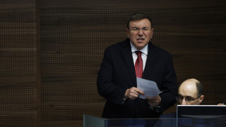 ГЕРБ внасят законопроект с който забраняват социалните мрежи за деца
