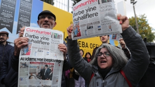 Няма да се предадем, закани се опозиционният вестник „Джумхюриет” на Анкара