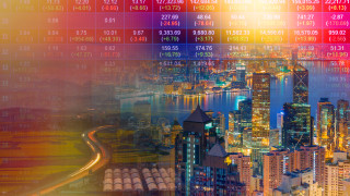 Хонконг изпадна в рецесия за първи път от десетилетие Продължаващите