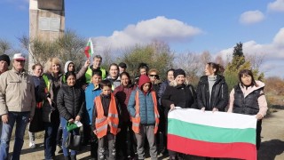 Днес точно в 12 ч по обяд се очаква граждани