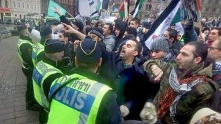 Брюксел обсъжда бежанци и граници