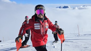 Най добрият български скиор Алберт Попов и неговият екип воден от