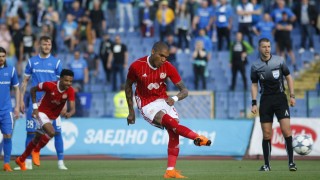 Голмайсторът на ЦСКА Фернандо Каранга е загубил майка си тази