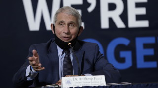 Президентът на САЩ Доналд Тръмп нападна топ експерта по инфекциозни