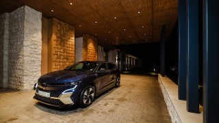 Въпреки че автомобилните компании обикновено искат да наблегнат на новите