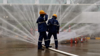 Най малко 10 новородени бебета са загинали при пожар в неонатологичното