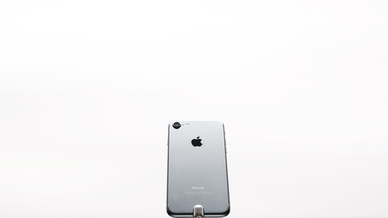 Наличните бройки от iPhone 7 свършиха още преди да е пуснат в официална продажба