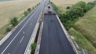 От днес движението между 5-и и 9-и км на АМ „Тракия“ е двупосочно в обновеното платно за Бургас
