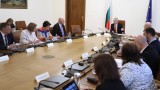 Обучават 84 психолози да се борят с наркотиците в училищата