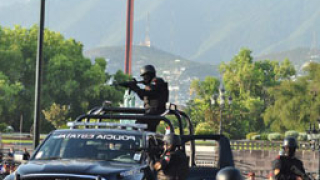 10 убити при престрелка с военни в Мексико