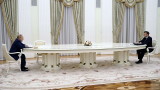 Макрон и Путин разговаряха над 5 часа в Кремъл