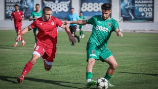 Футболистът на Ботев Ихтиман Веселин Васев пострада сериозно при равенството