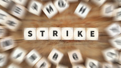 Канада на път да се договори със стотиците стачкуващи служители 