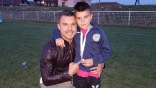 Синът на Валери Божинов стана голмайстор на детски турнир