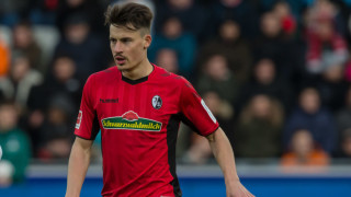 Финалистът в Шампионската лига Тотнъм има сериозен интерес към защитника