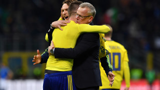 Шведската футболна асоциация уволни треньора Ян Андерсон след като не