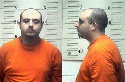 Мъж заплашва да повтори трагедията във Вирджиния