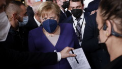 Меркел: Ситуацията с коронавируса в Германия е драматична