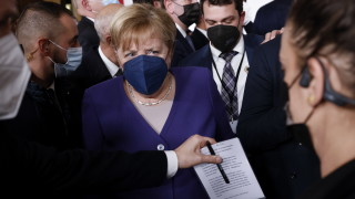 Ситуацията с коронавируса в Германия е драматична заяви в сряда