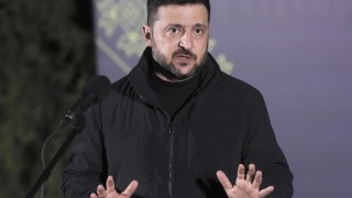 Украинският президент Володимир Зеленски обяви че Украйна официално ще разреши