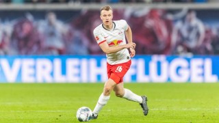 Барселона проявява интерес към защитника на РБ Лайпциг Лукас Клостерман