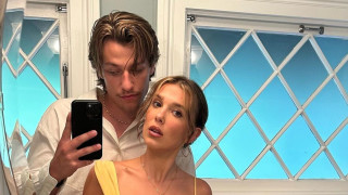 През април Мили Боби Браун качи снимка в Instagram профила