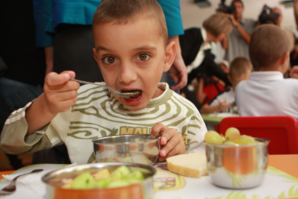 КЗК отмени поръчка за доставка на храни в столични детски градини