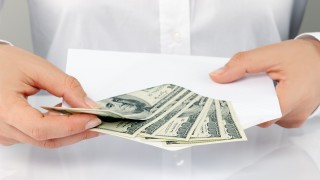 Заемите до заплата са краткосрочни заеми с висока лихва предназначени