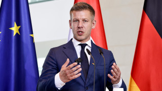 Унгарският премиер Петер Мадяр е готов да се срещне с