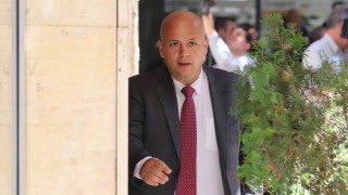 В момента имаме неуправляващо мнозинство което е насочено към това