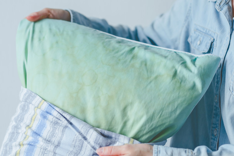 Възглавницата може да е скрита опасност