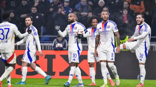 Лион победи с 3 1 Айнтрахт Франкфурт в мач от шестия