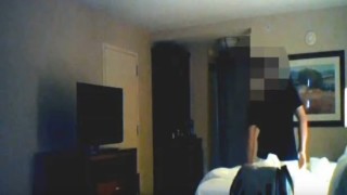 Американски гражданин работещ като екскурзовод е бил обвинен в шпионаж