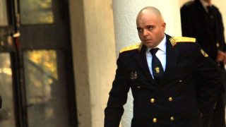 Главсекът разпореди проверка на униформите на полицаите