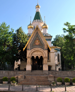 Реставрират Руската църква 