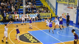 Монтана спечели първия си мач от новия баскетболен сезон Баскетболистките